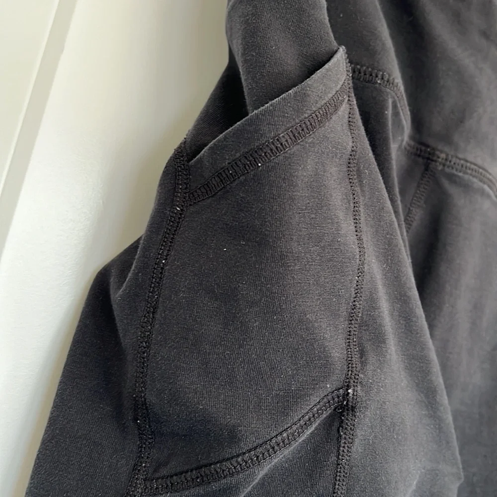 DKNY Sport Gracie‎ Logo High-Waist Bike Shorts W/Pockets Size S